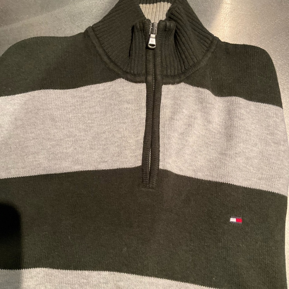 Tommy Hilfiger Men's Green and Gray Sweater Large New
